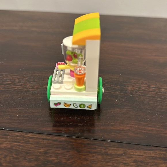 LEGO Heartland City Organic Cafe #41444 - Picture 11 of 13